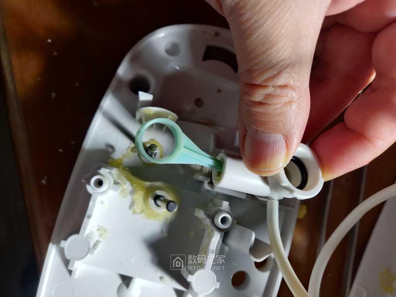 70ec 水牙线,水泵出水口接口断通病 - 拆机乐园 数码之家