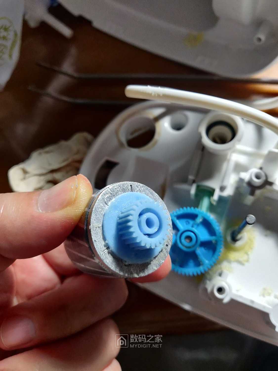 拆修洁碧wp70ec水牙线水泵出水口接口断通病