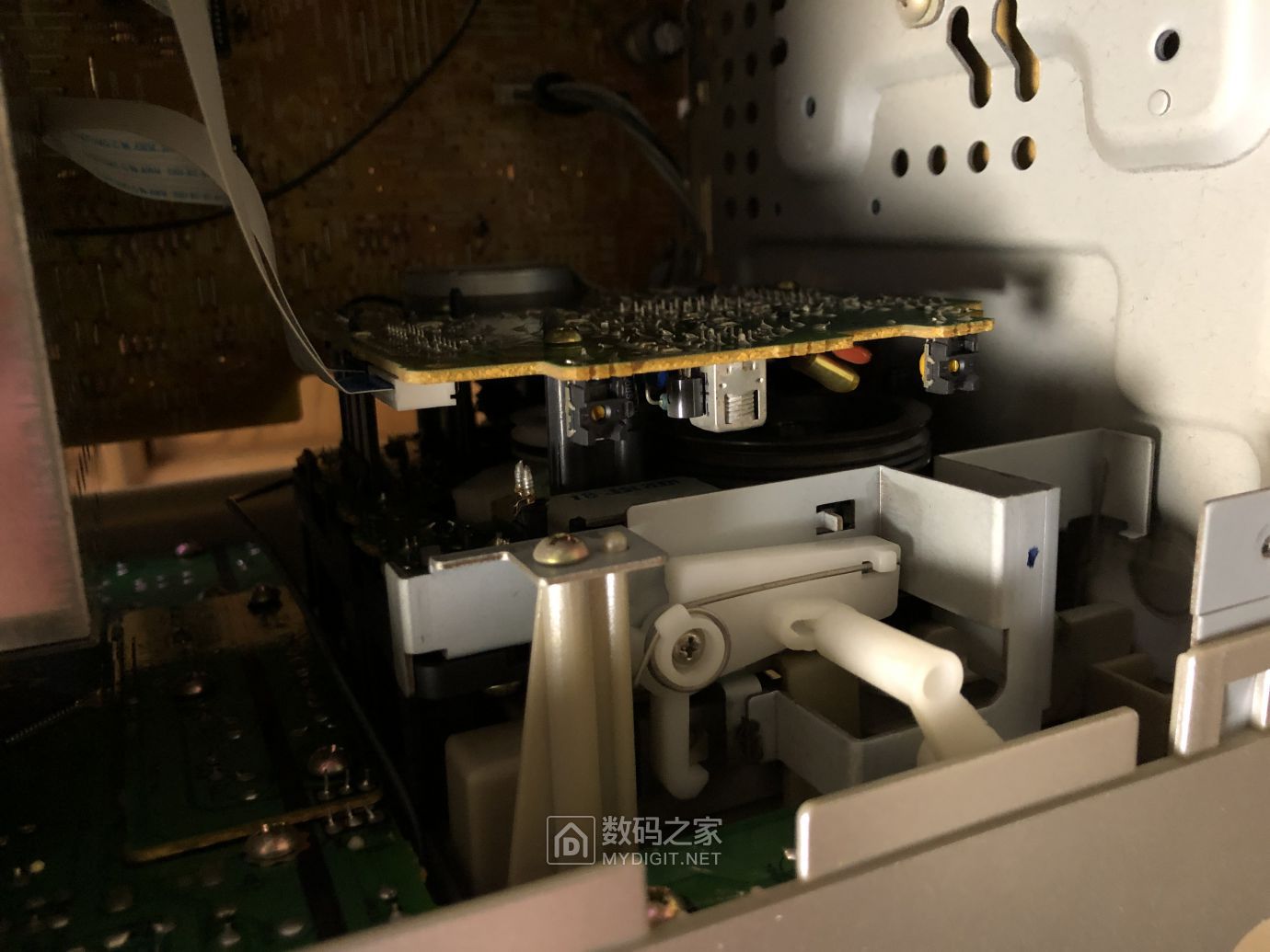 拆了一台jvc ux-p38v组合音响,清理了一下,然而还是不工作