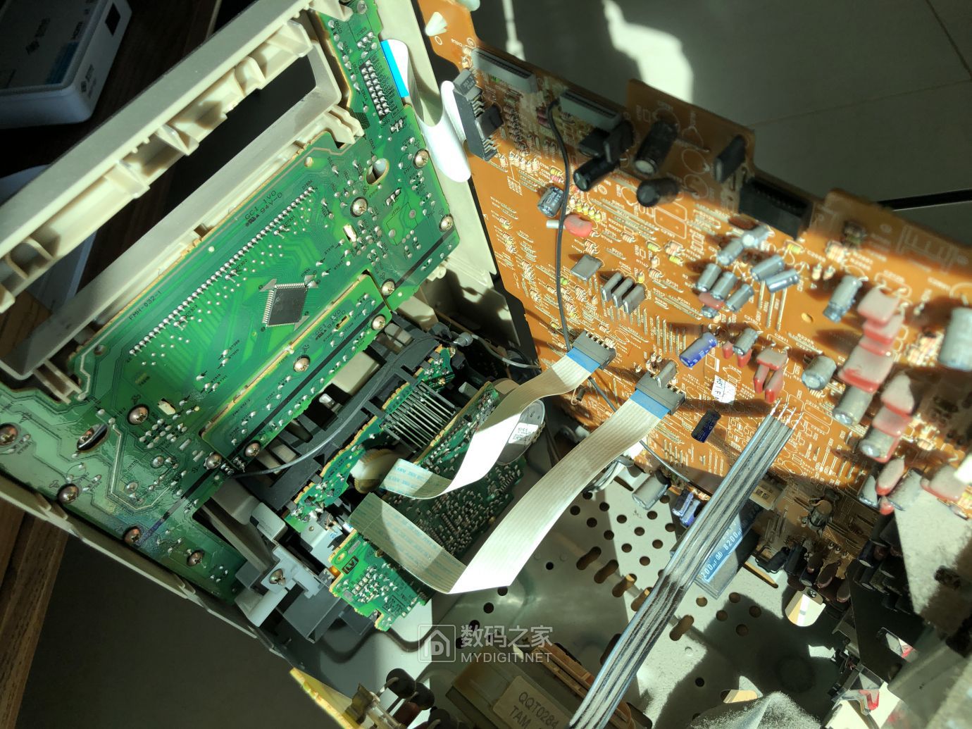 拆了一台jvc ux-p38v组合音响,清理了一下,然而还是不工作