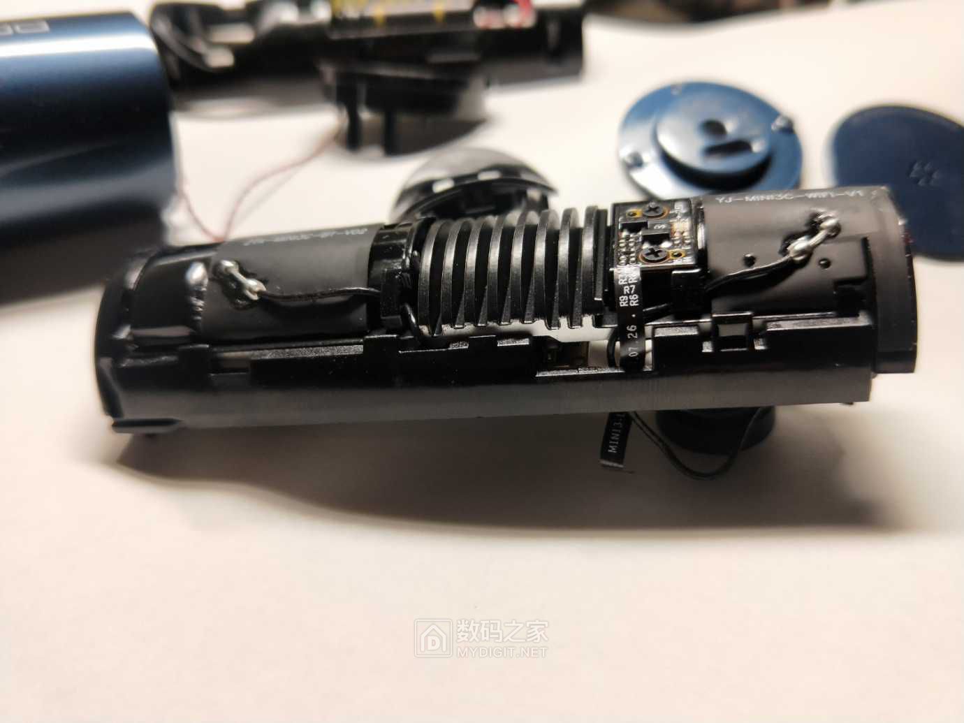 盯盯拍mini3pro行车记录仪拆解