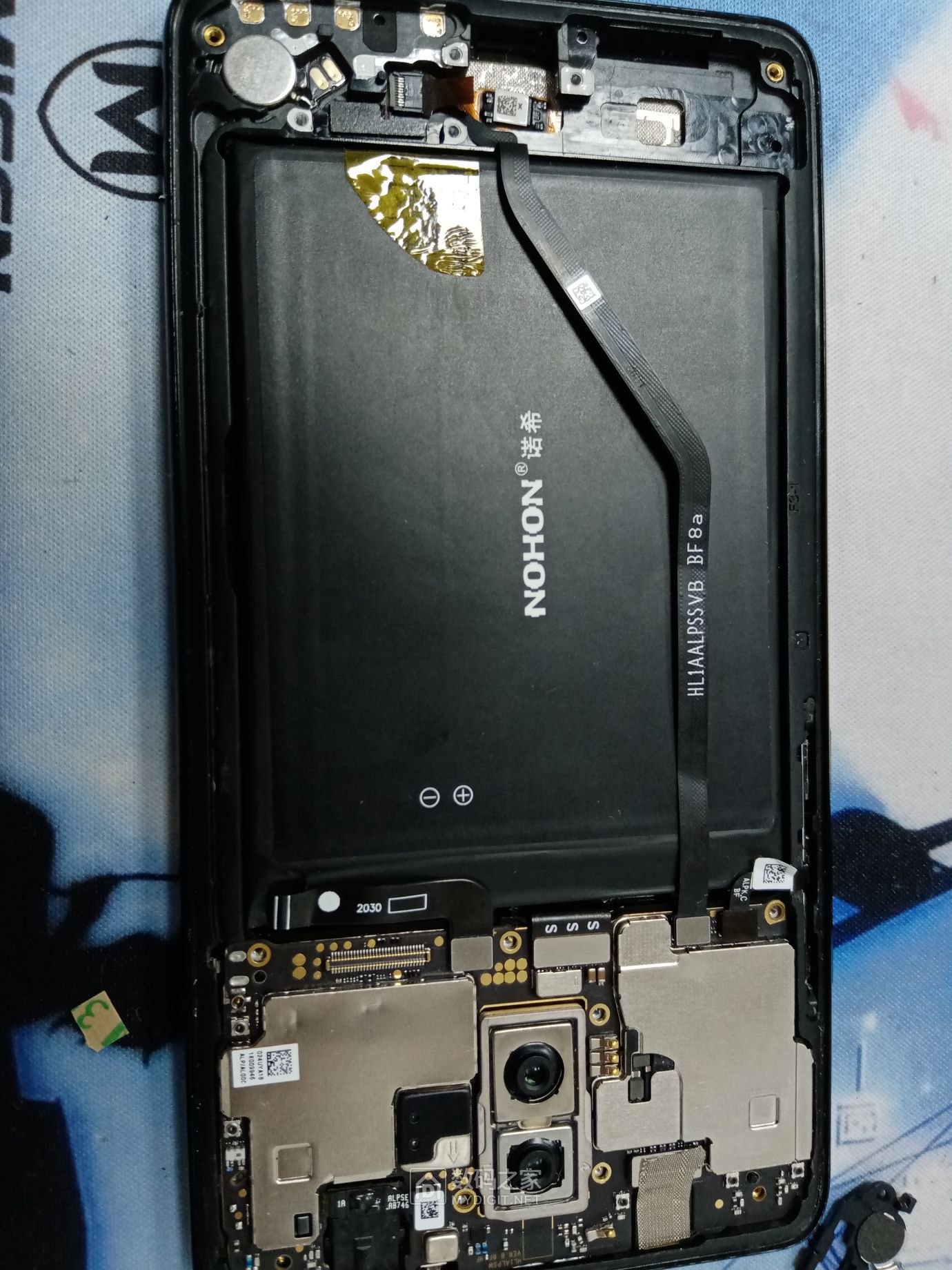 华为mate10更换屏幕总成拆修记录