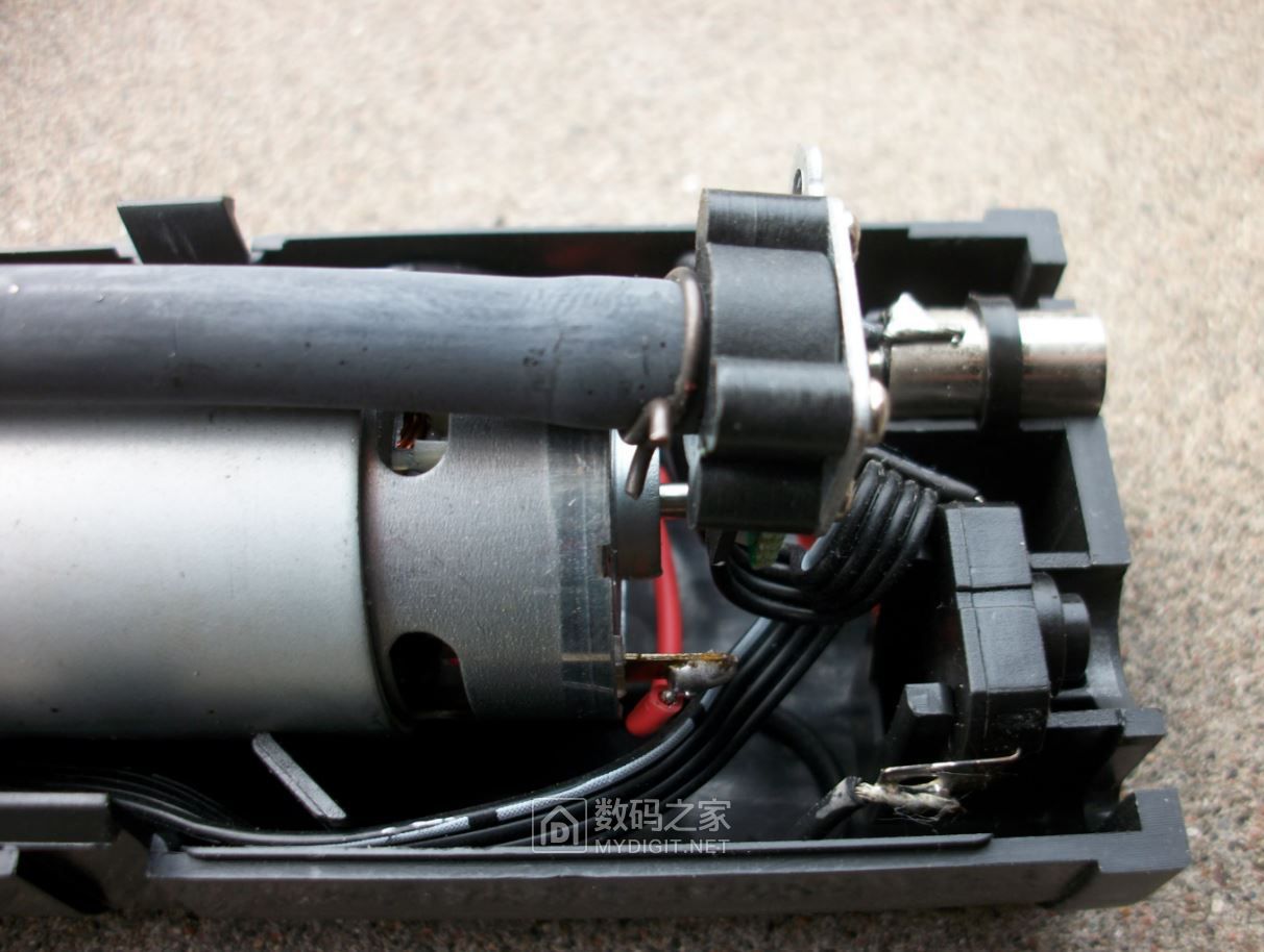 拆解铂玛boma车载充气泵