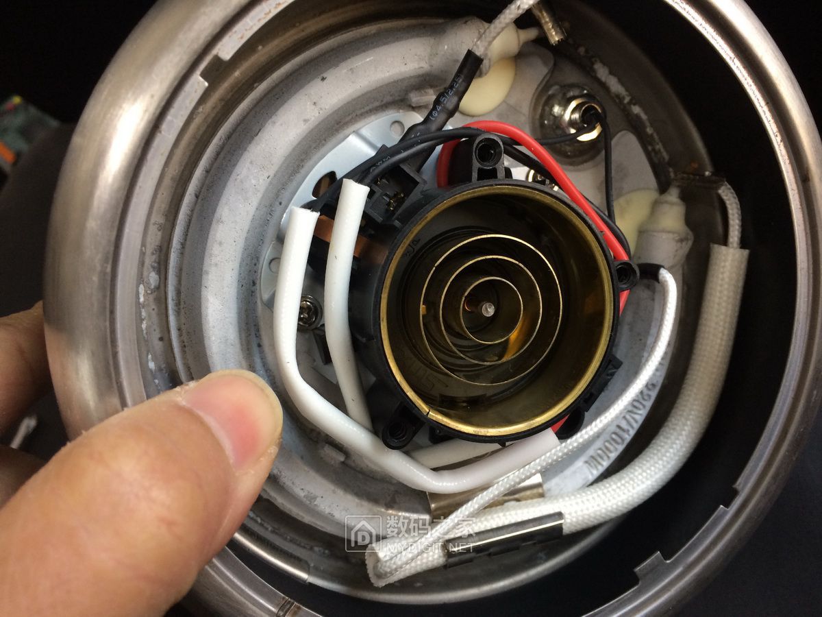 拆修失灵的多功能养生壶