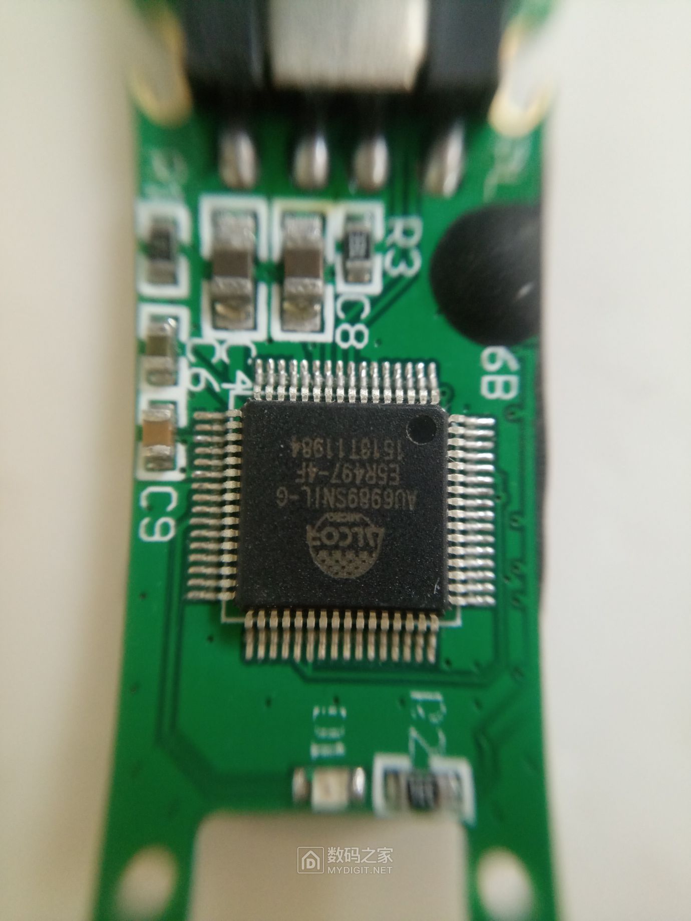 请论坛大佬诊治我这个64g的u盘安国64pin主控板6989还能找回来吗