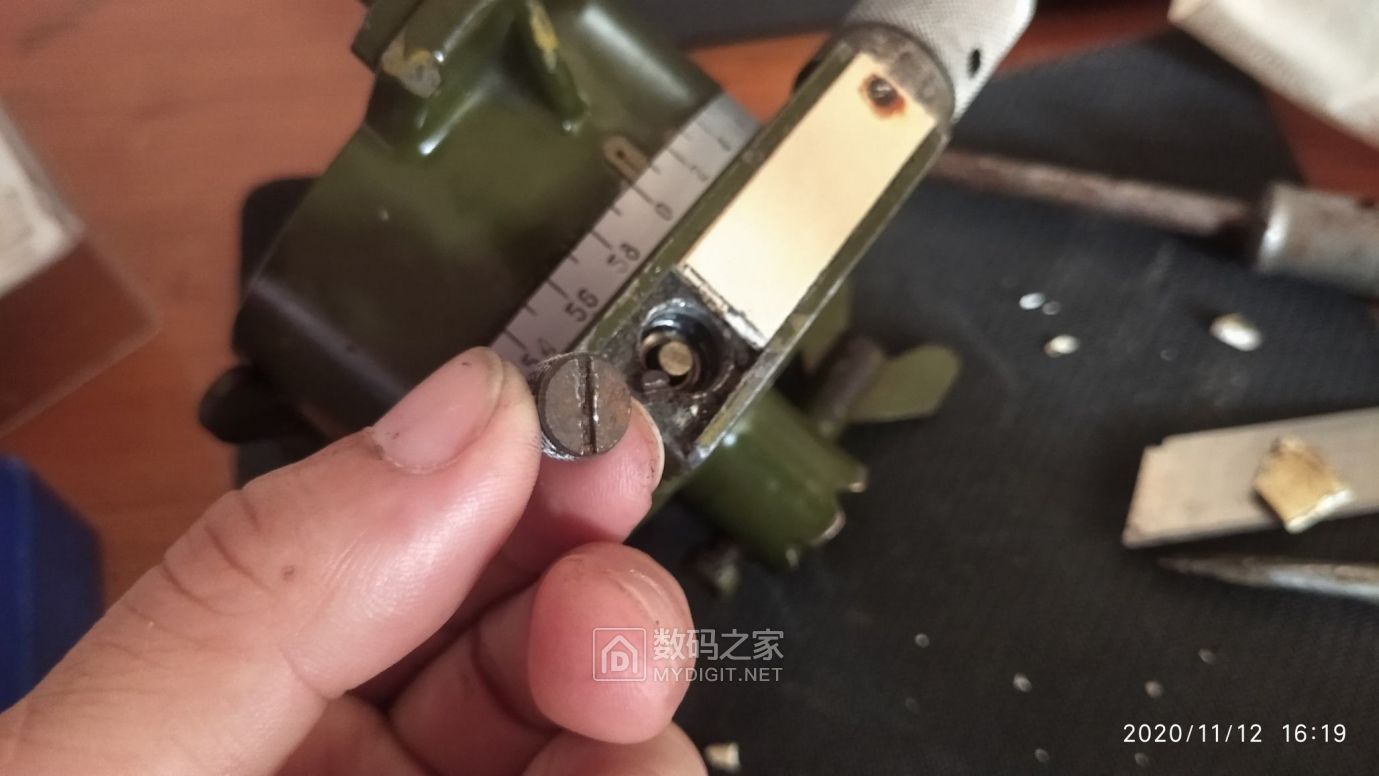 拆解苏联二战时期的炮队镜望远镜潜望镜