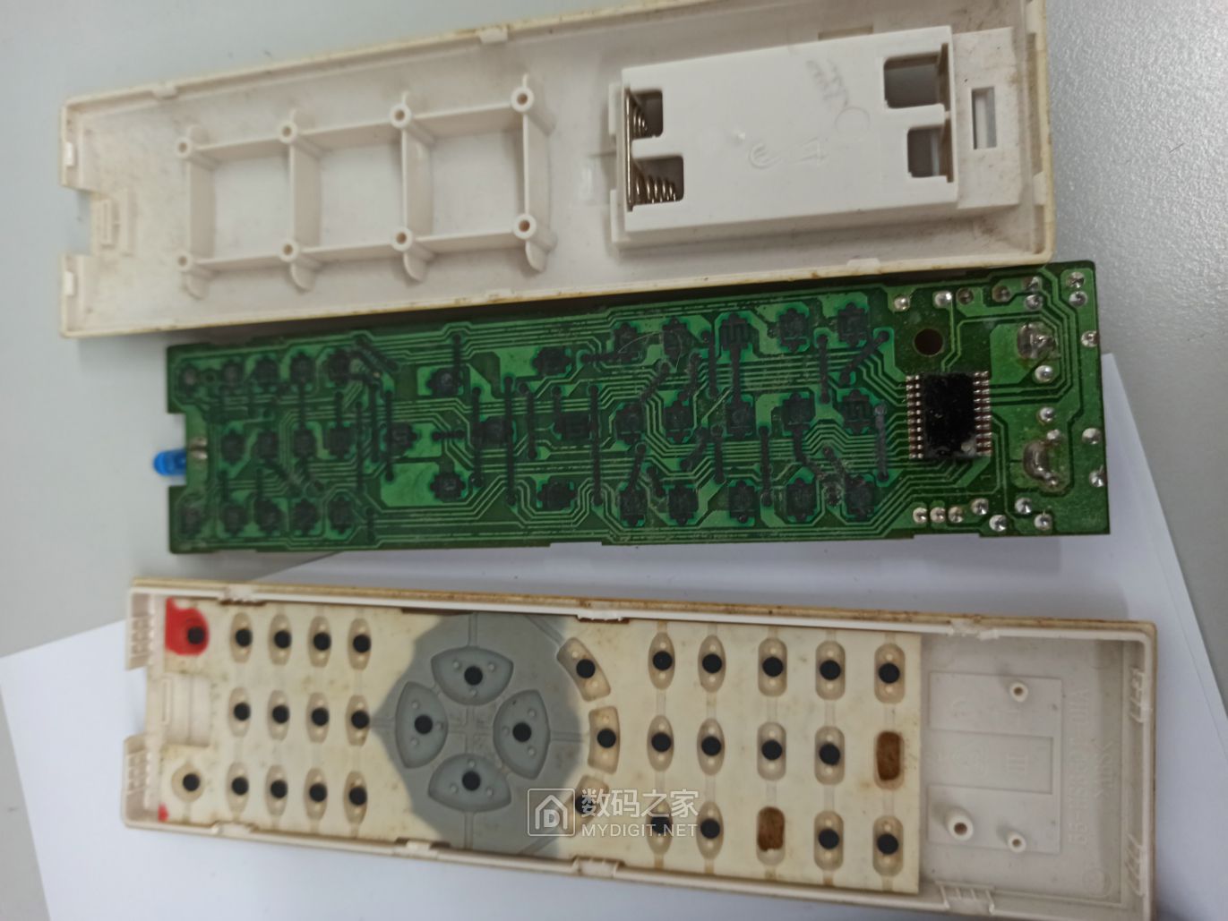拆一堆遥控器带存储芯片硬封维修tcl空调漏液腐蚀gykq03遥控器