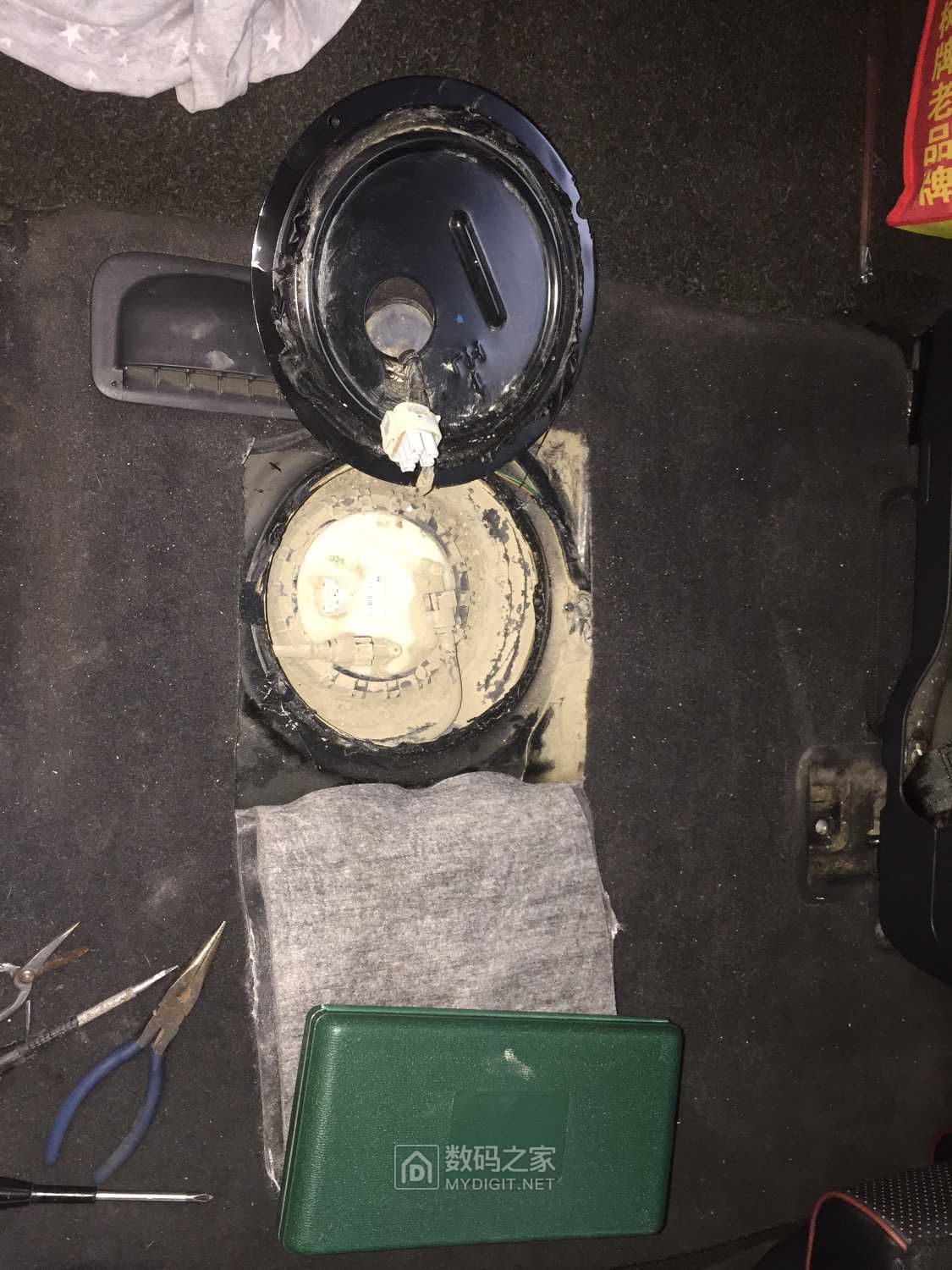 新胜达更换汽油滤芯