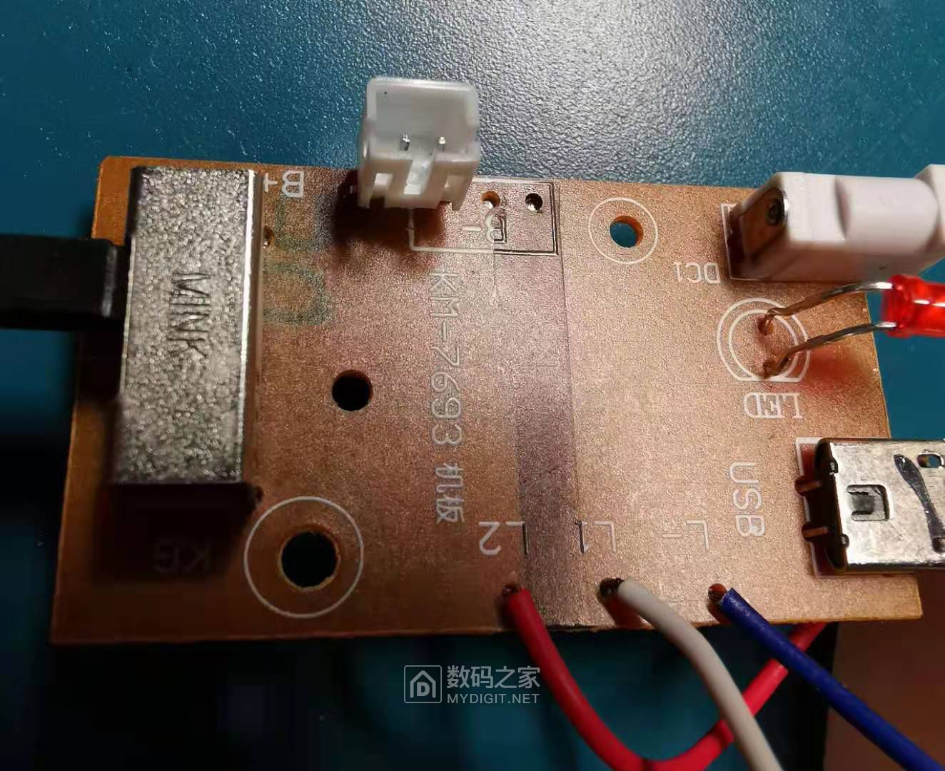 焊到主板上面