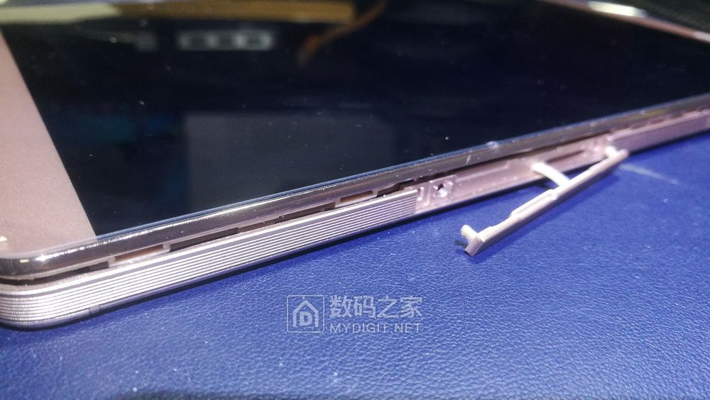 华为m2-801w平板电脑拆换电池 - 拆机乐园 数码之家