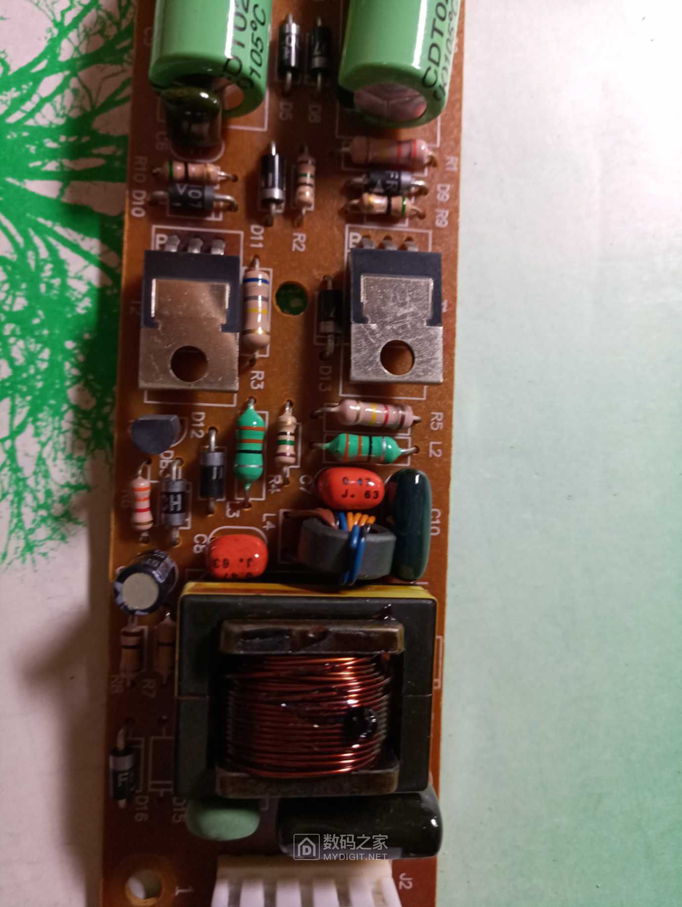 拆一个欧普节能灯电子镇流器