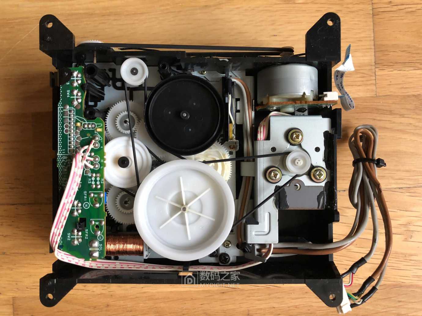 拆解aiwa xr-m800hc组合音响