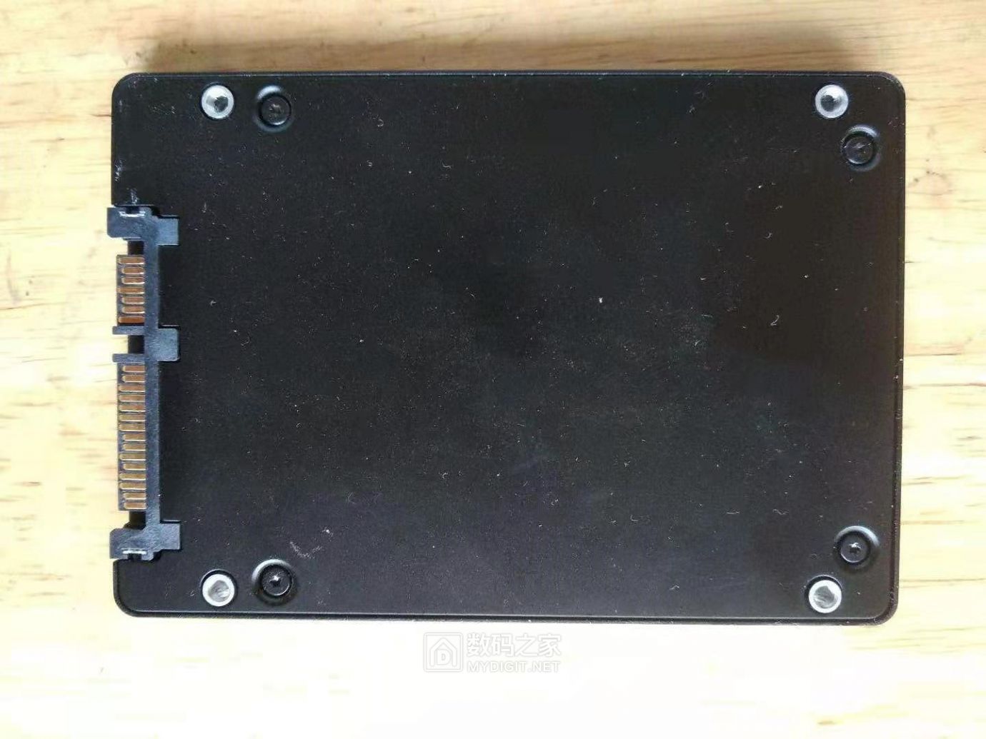 三星sm843t(惠普版mz7wd480hcgm)拆解 - ssd存储技术 数码之家