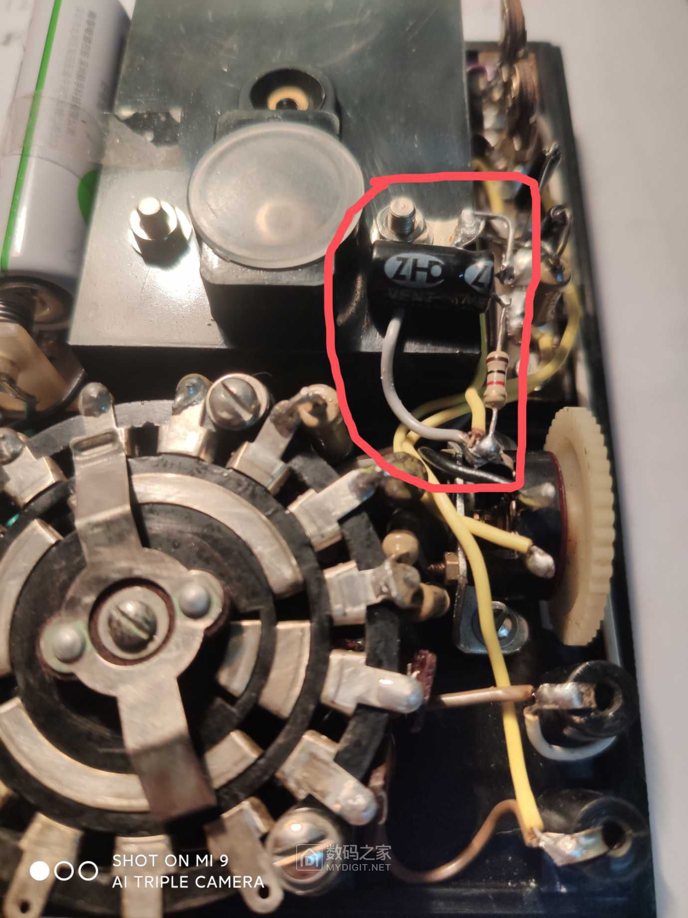 mf271袖珍指针万用表拆解