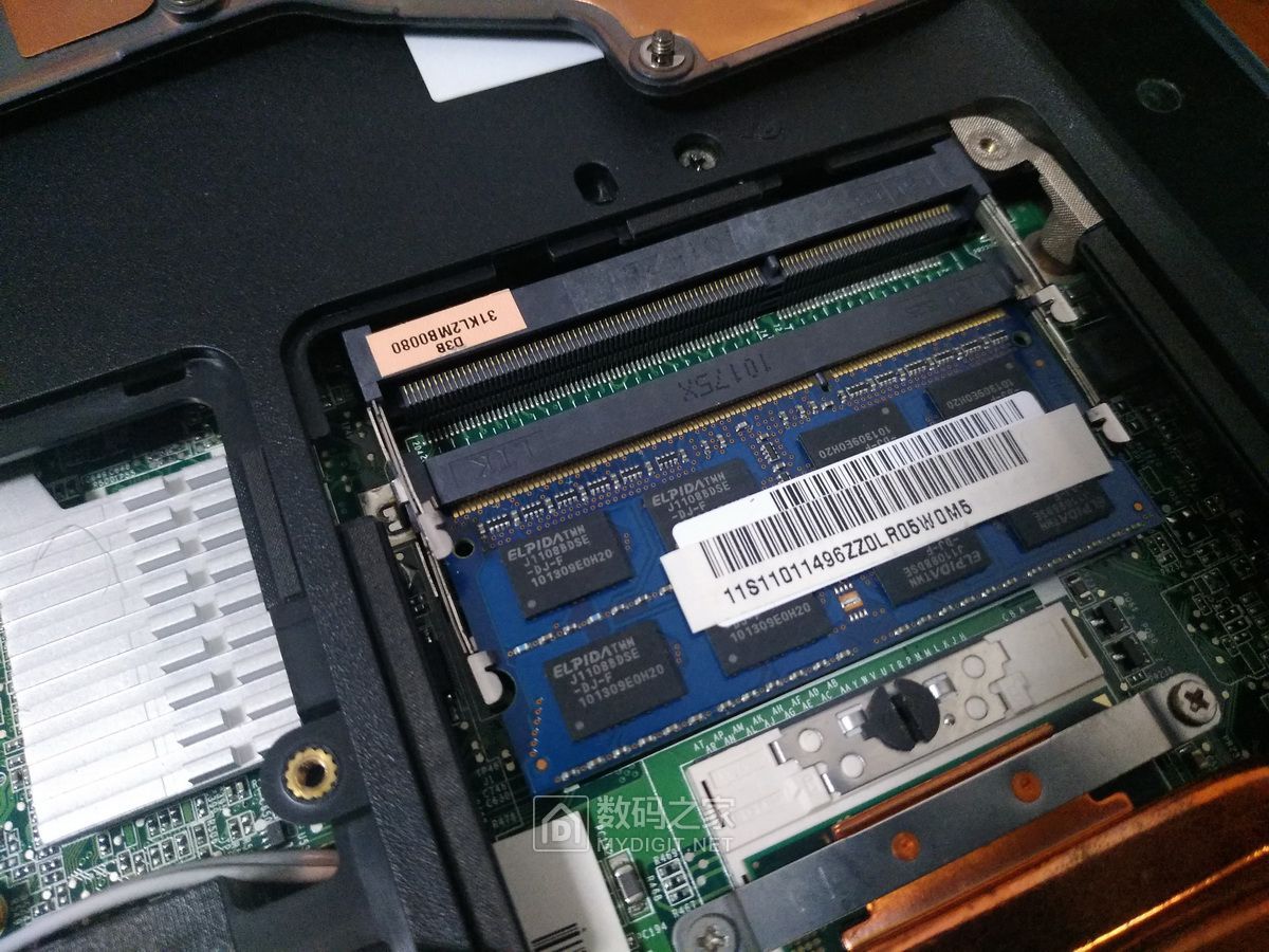 拆联想y460笔记本修开机排线断裂无法开机