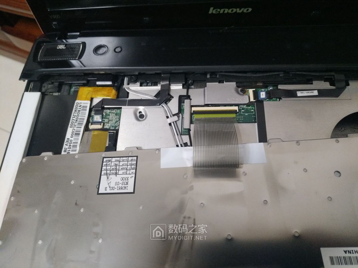 拆联想y460笔记本修开机排线断裂无法开机