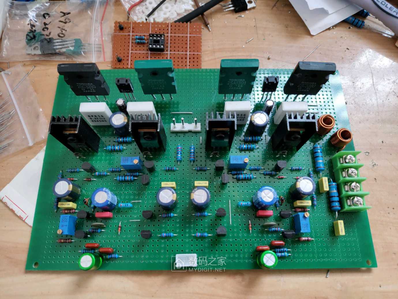 洞洞板全手工自制八达dc211ak功放电路