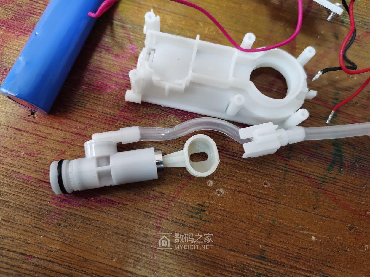 拆解素士w3冲牙器