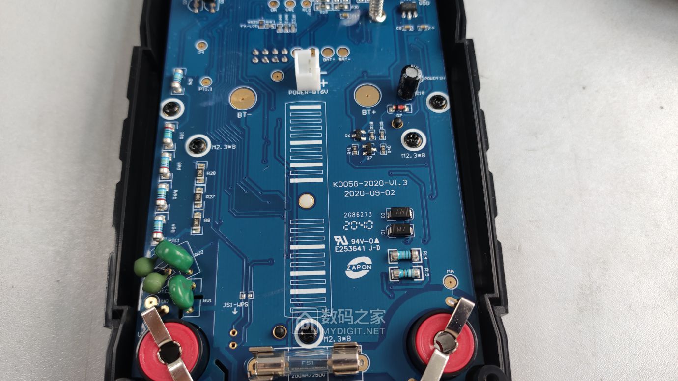 新款胜利vc9804a万用表拆机