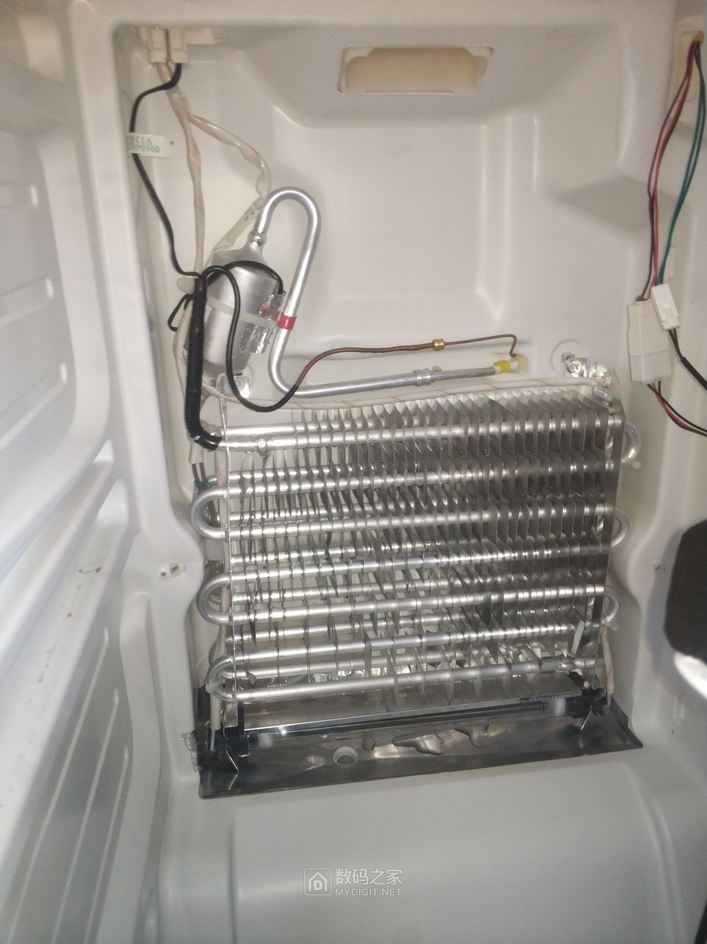 冰箱拆机过程图图片