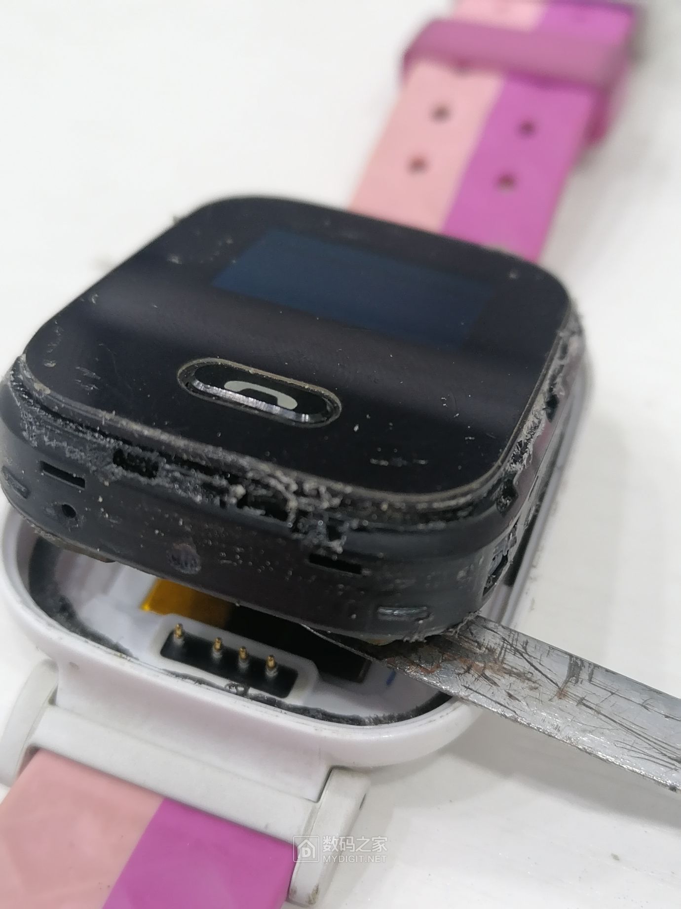 小天才y01s电话手表拆解,内部还算良心 - 拆机乐园 数码之家