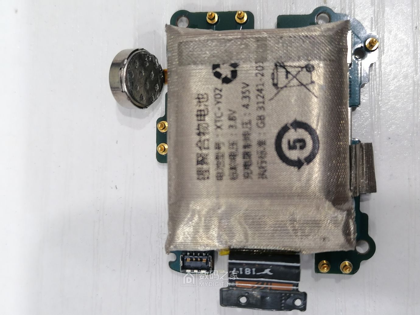 小天才y01s电话手表拆解,内部还算良心 - 拆机乐园 数码之家