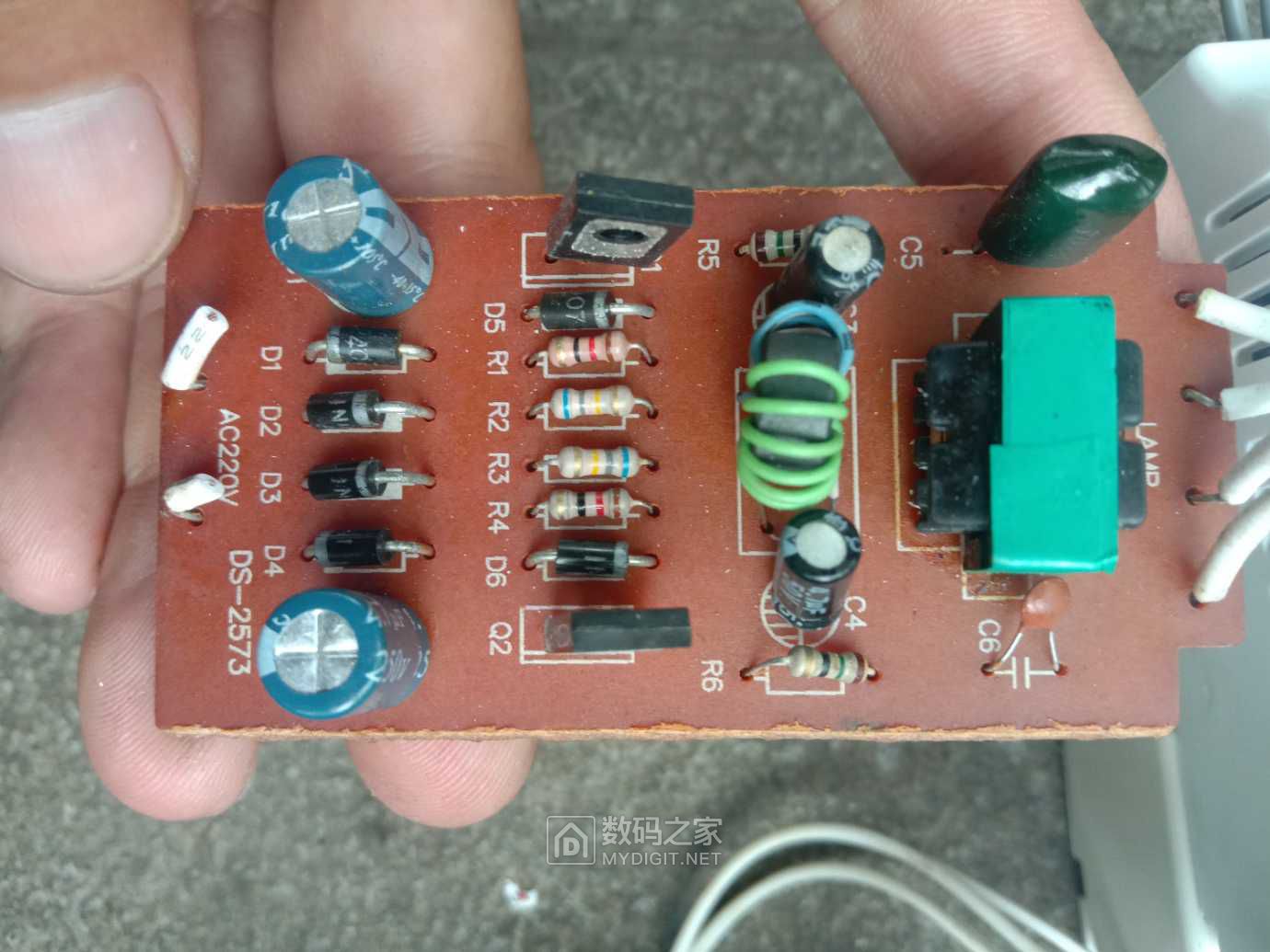 包拆公解案之简单扒拉几个电子镇流器