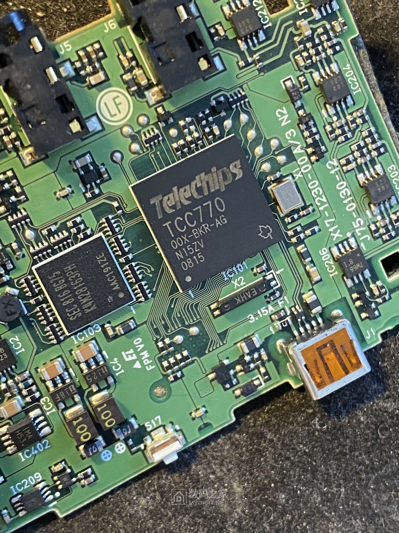 求助 海力士芯片优盘插电脑 响三声 没反应是哪里坏了