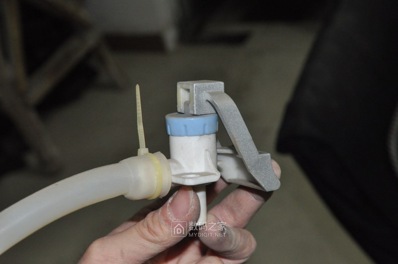 拆解一个美的myr型立式温热饮水机型号myr925sx