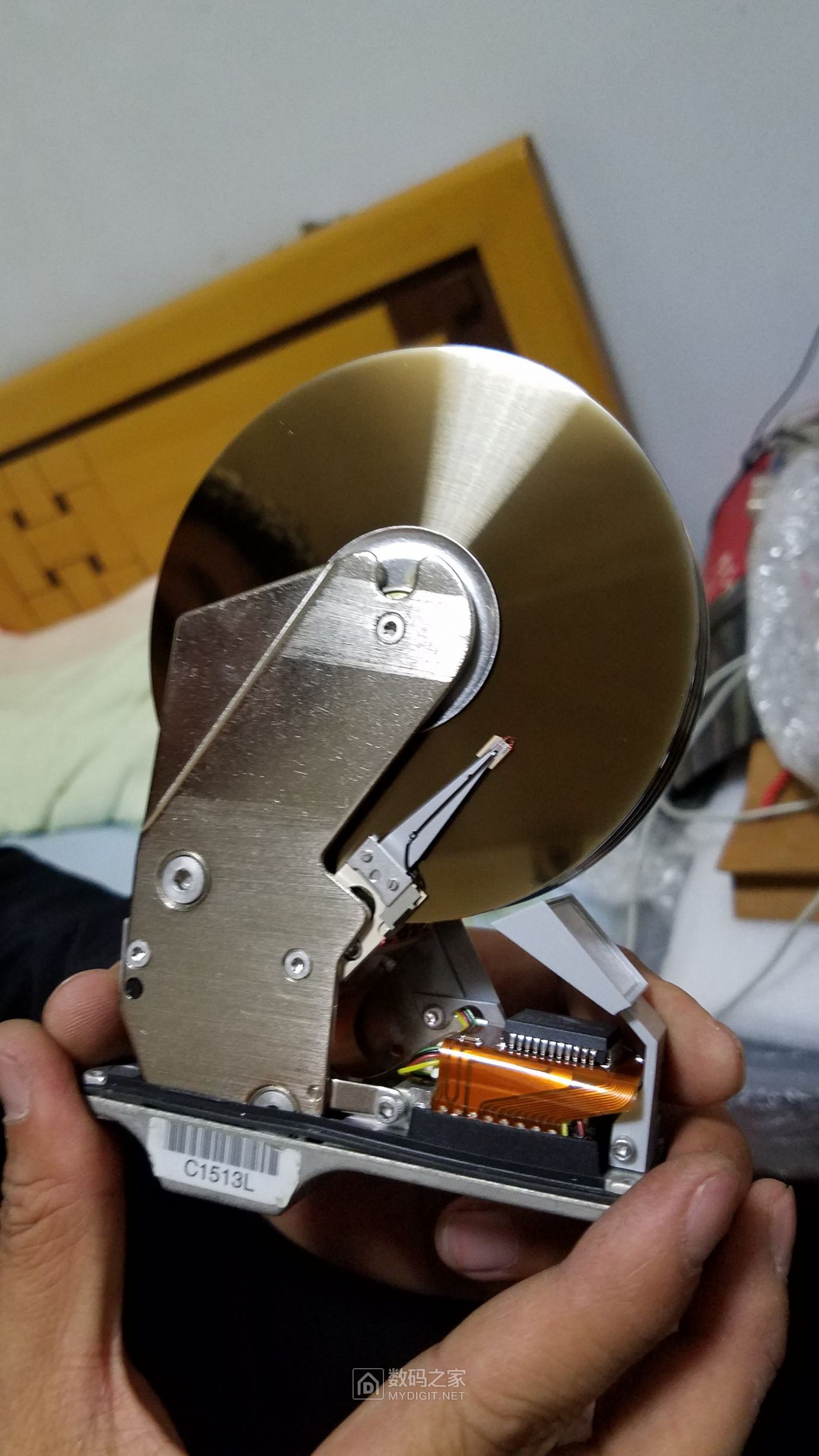 connercp3114古董机械硬盘拆解112mb容量