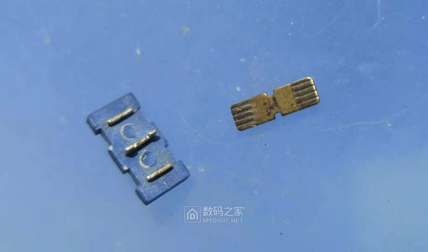 拆修一只拨动开关 - 拆机乐园 数码之家