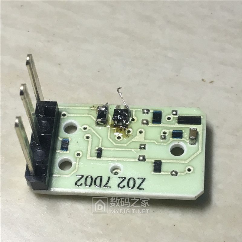 拆个象印电饭煲npjb107段压力报故障e12和e09的