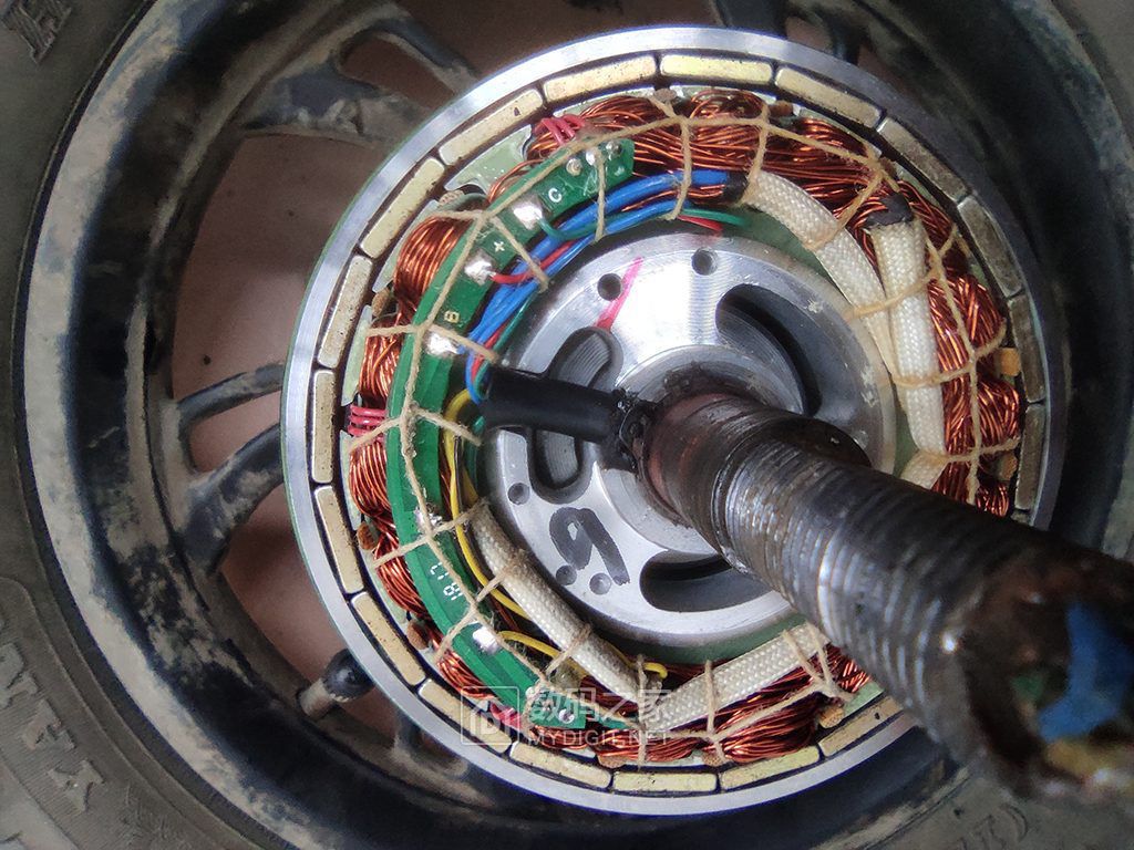 自己动手拆修stigoselectef1电动助力车更换电机线