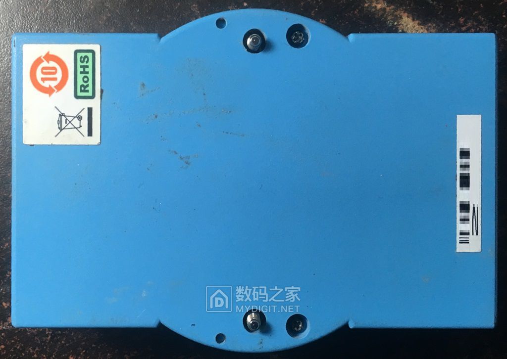 拆解研华模拟量采集模块ADAM4118 行业拆客 数码之家