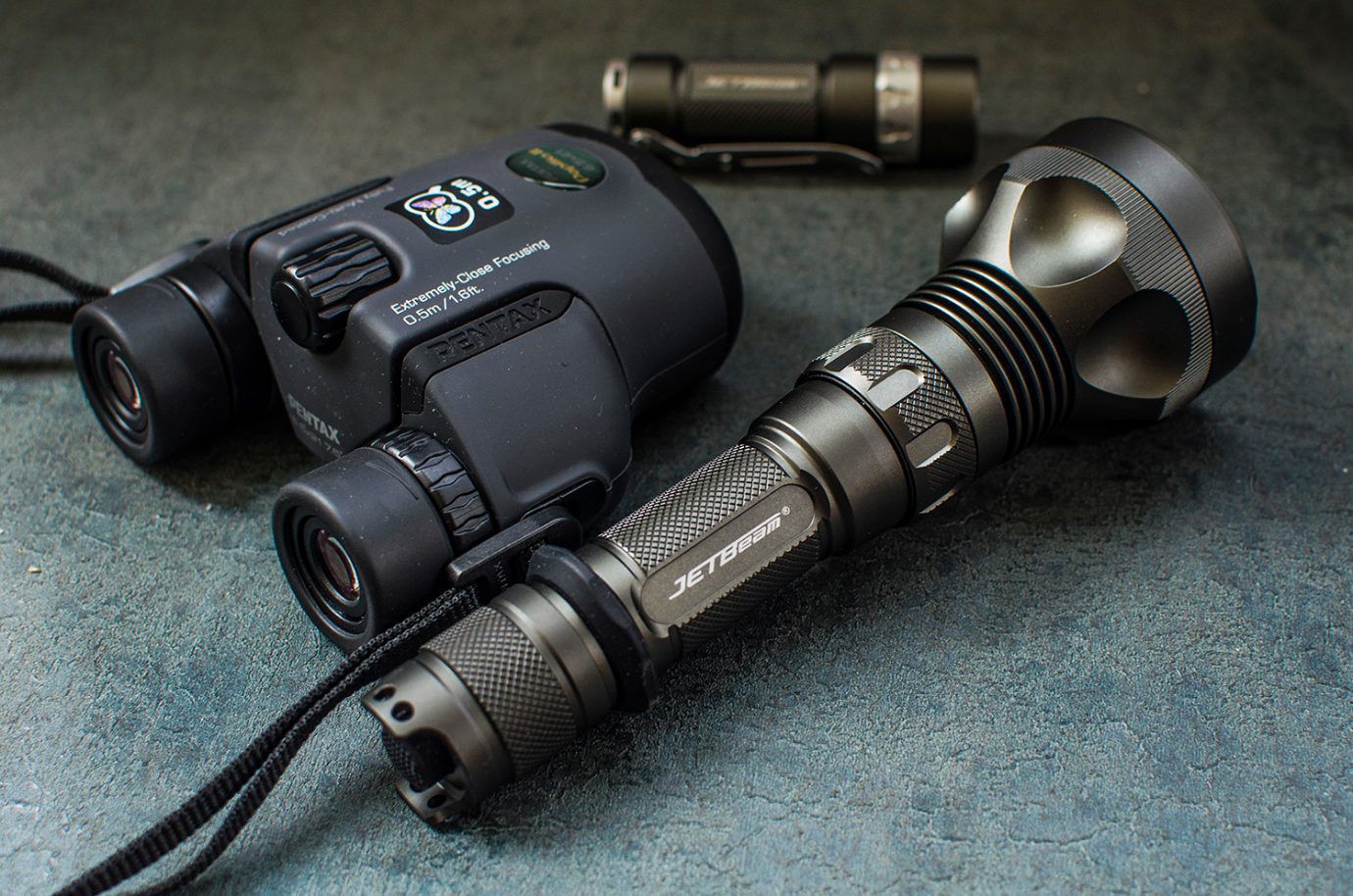 无尽的夜空,笔直的光:jetbeam激光手电m1x