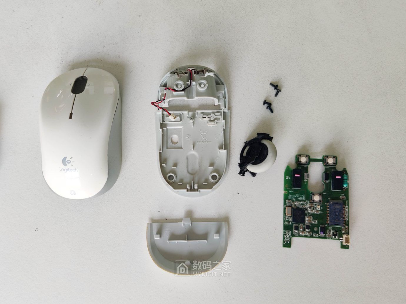 罗技v470蓝牙鼠标换按键微动 - 拆机乐园 数码之家