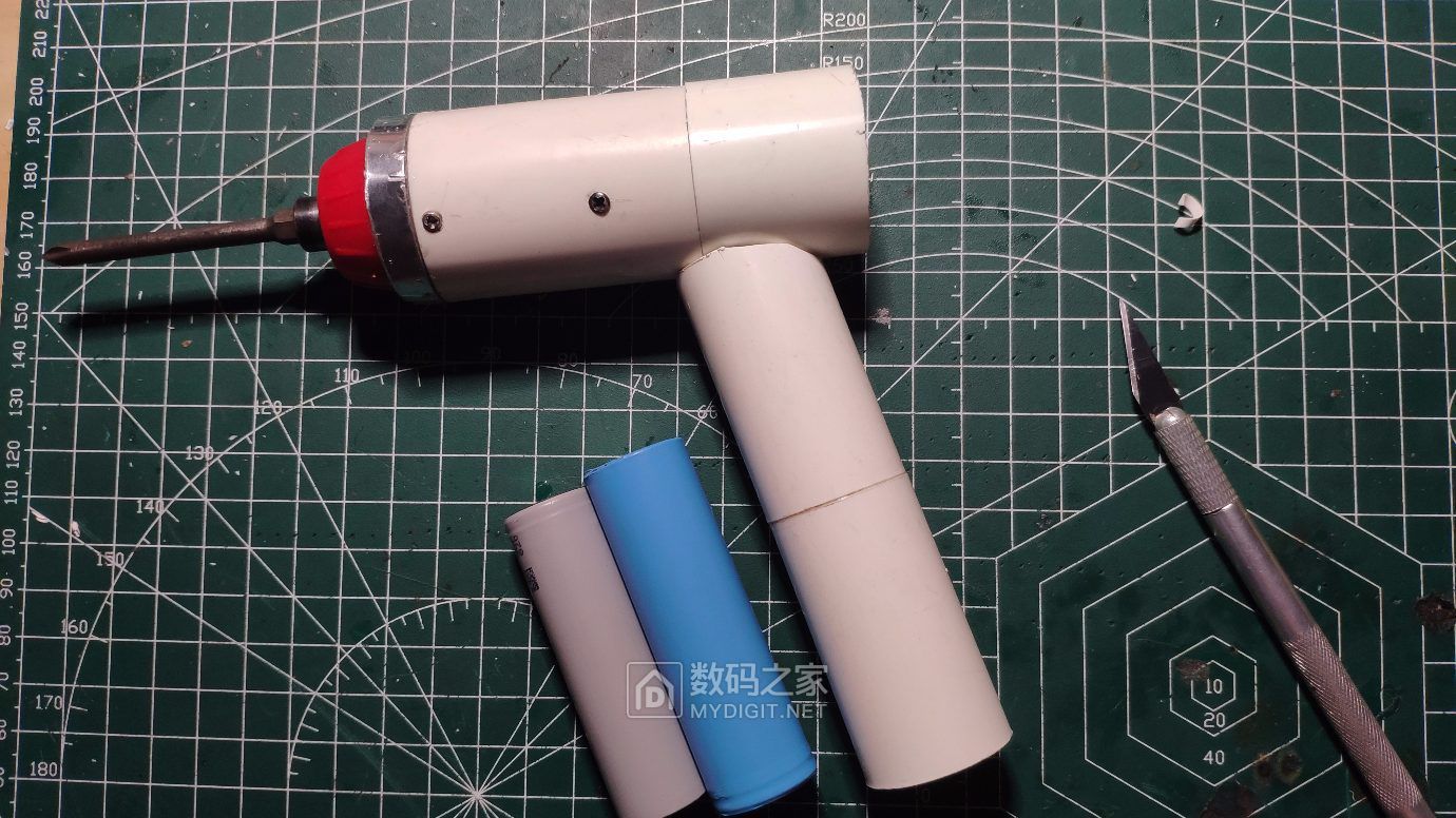 18650或者21700都行