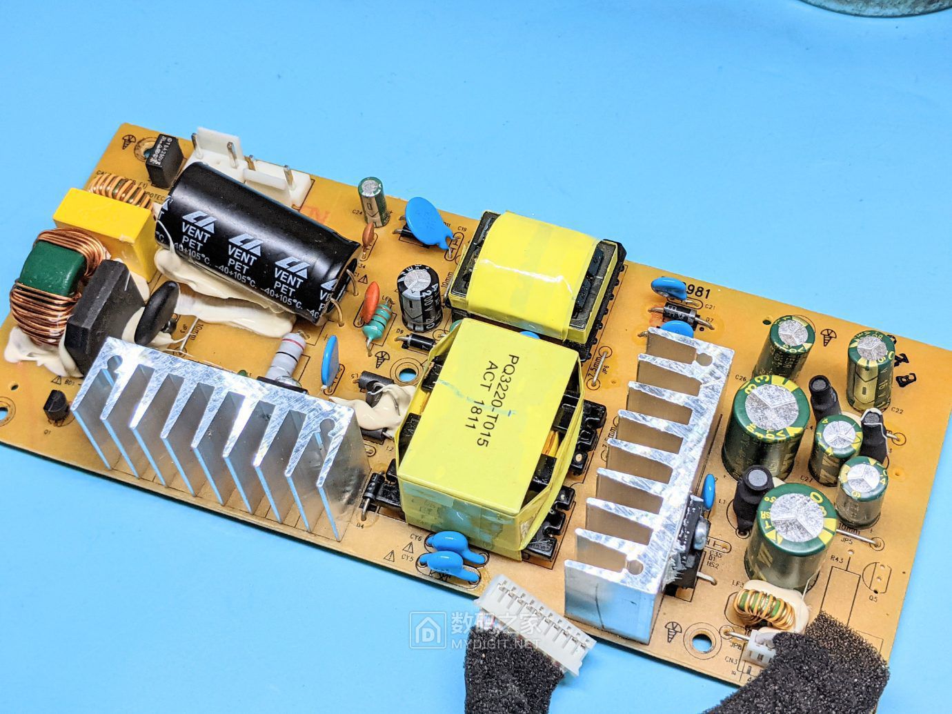 1声道 无线低音炮电路板 - 拆机乐园 数码之家