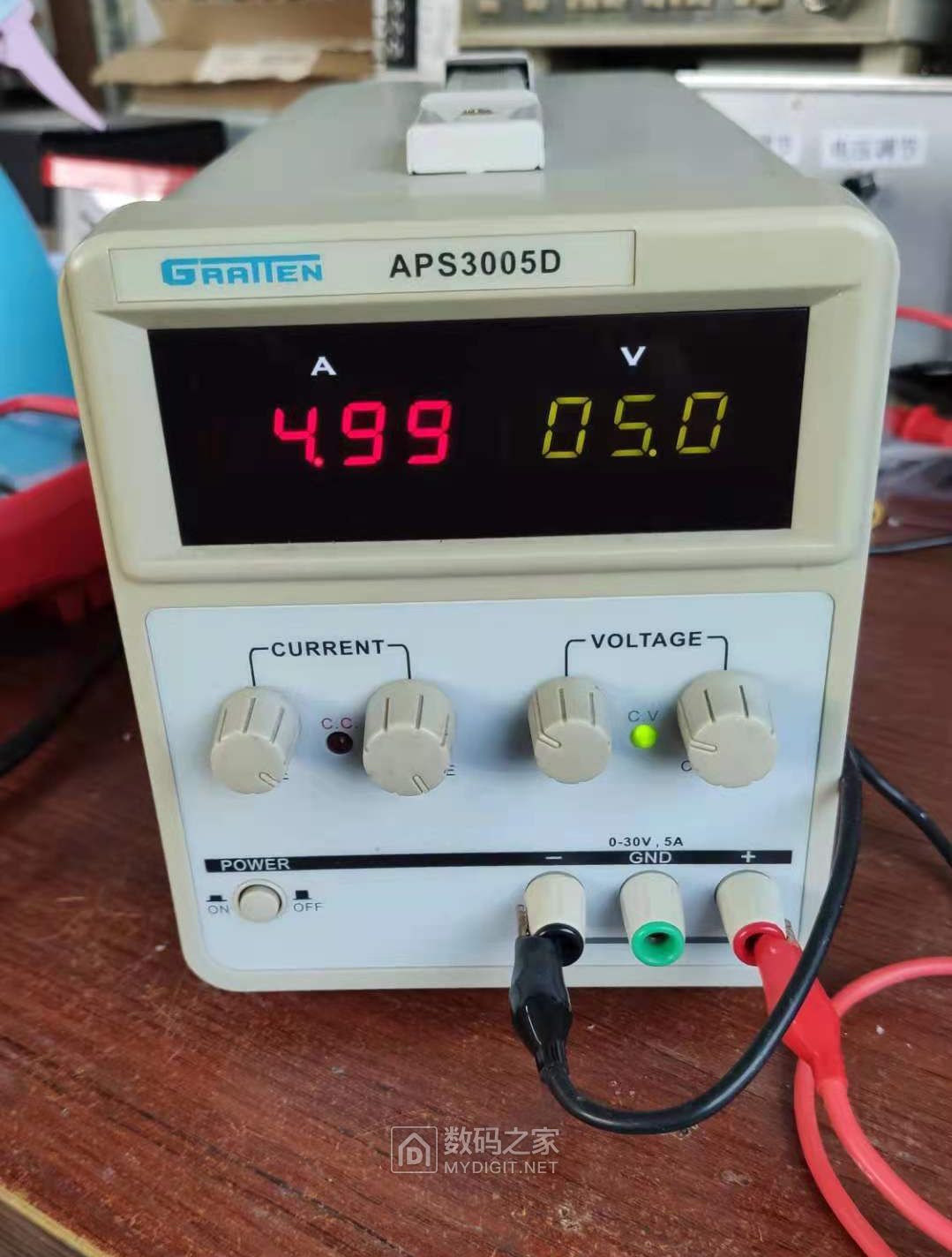 国睿安泰信APS3005D的功率管安装位置的讨论 - 电源/充电器 数码之家