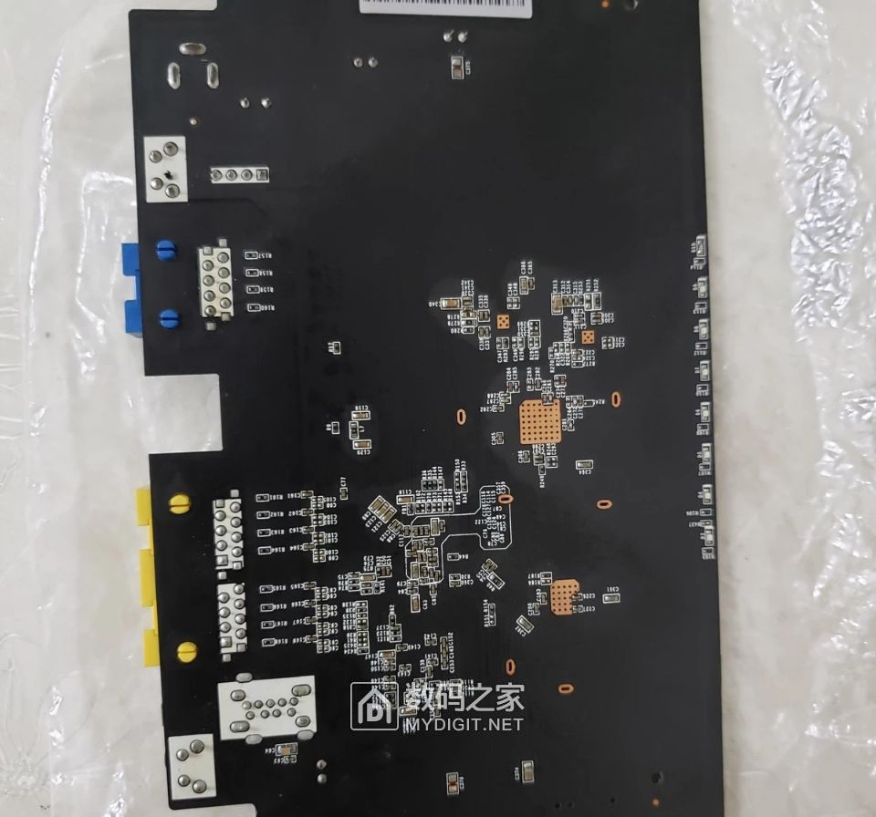 083857tzx36gqw8u6pp6wu.jpg