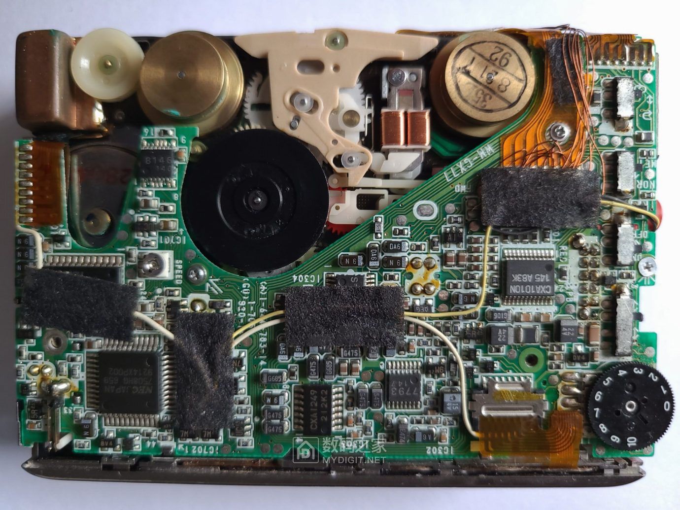 拆个当年买不起的随身听之SONY WALKMAN WM-GX77 - 拆机乐园 数码之家