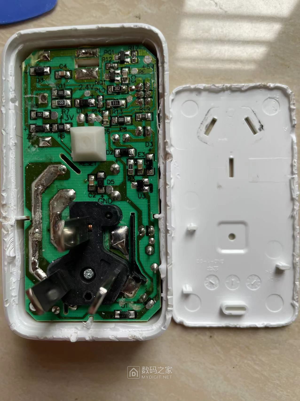 拆公牛定时插座gnd-1 - 拆机乐园 数码之家