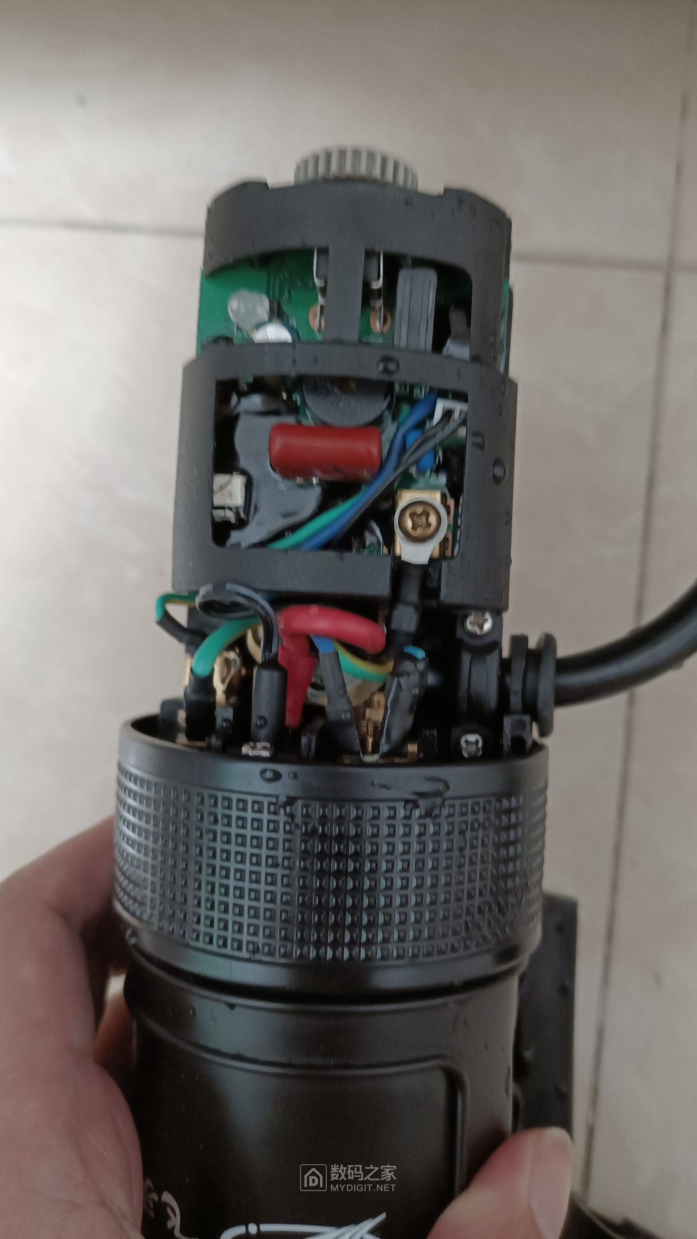 飞羽即热式小厨宝坏了,拆开看一眼,应该是不能修了