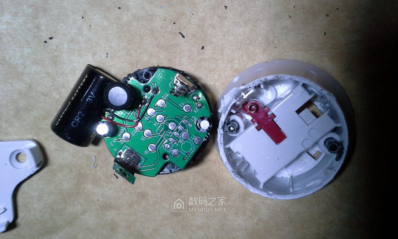 光电烟感探测报警器几乎拆废了jtygmfs3018a