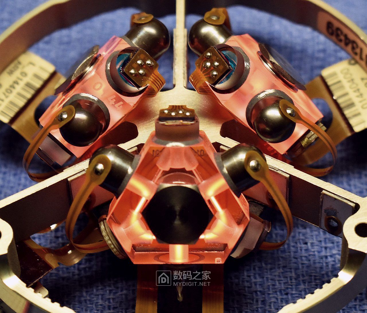 霍尼韦尔hg1700 imu带三个gg1308氦氖环形激光陀螺