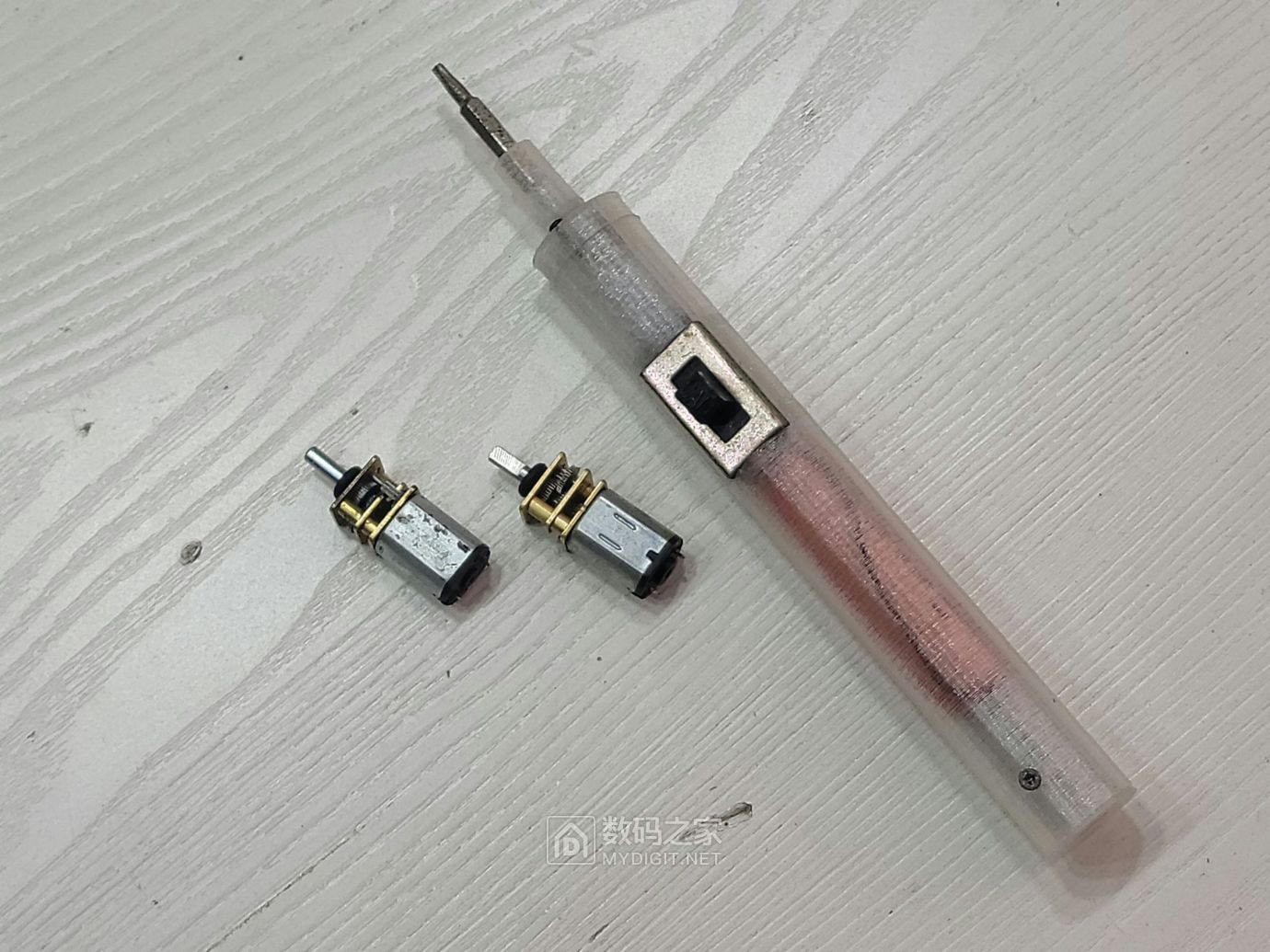 205544ti2ni2cw99pwu9e1.jpg