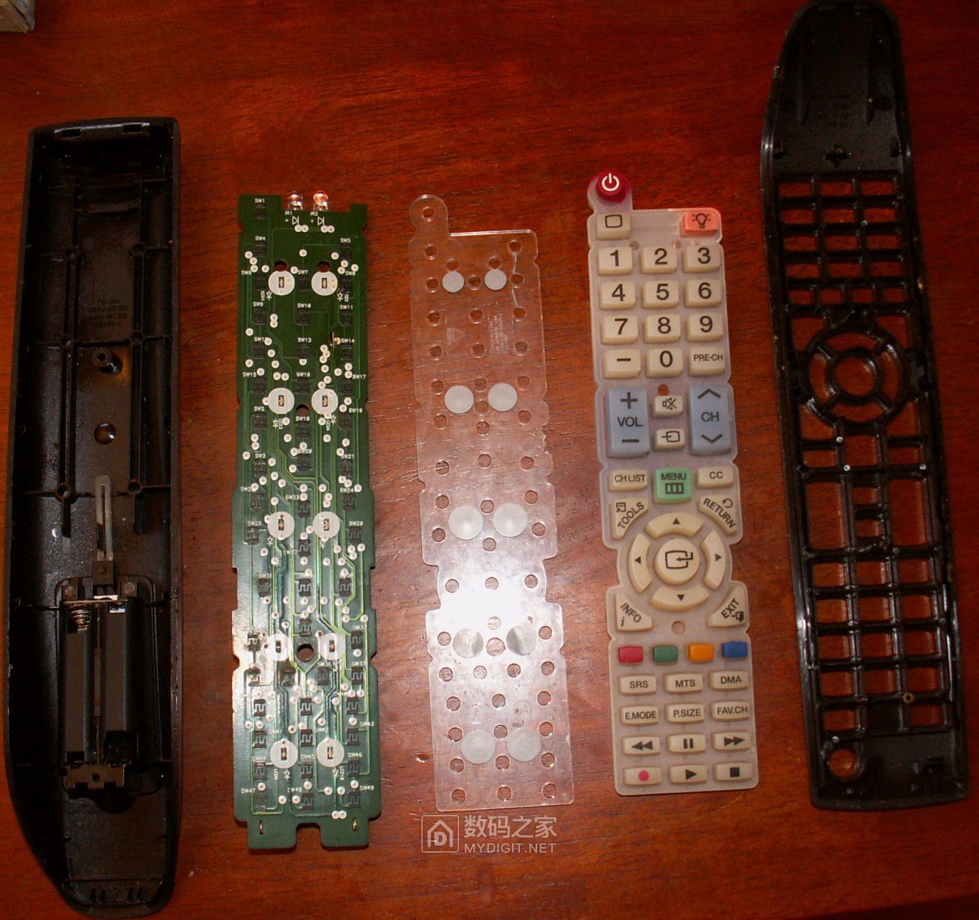 拆修一个带背光的三星电视遥控器 - 拆机乐园 数码之家