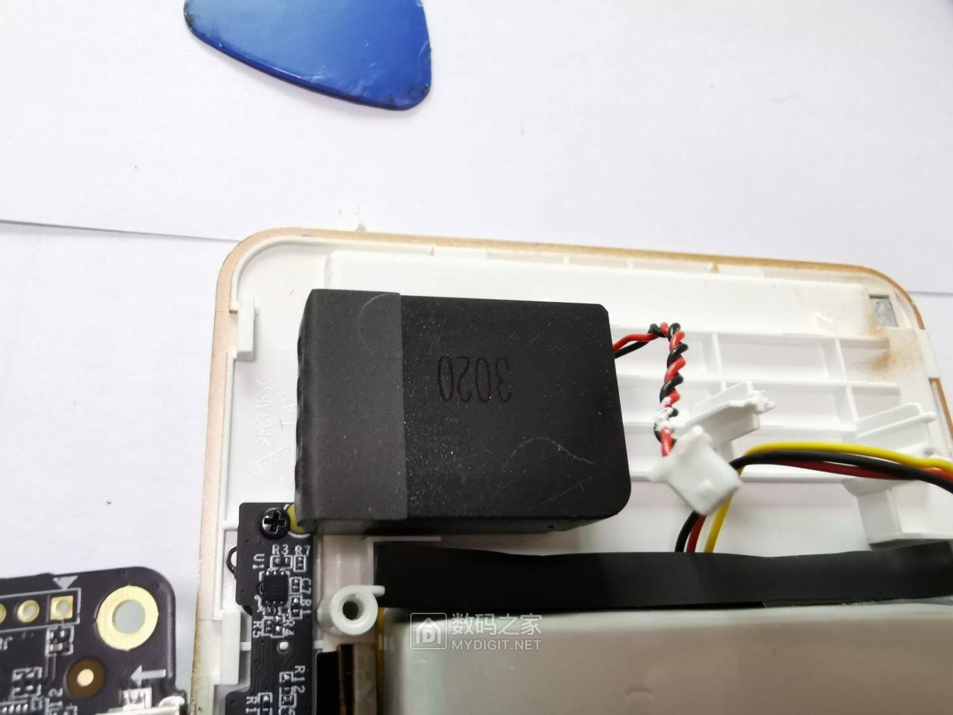 3020的器件不知道是什么