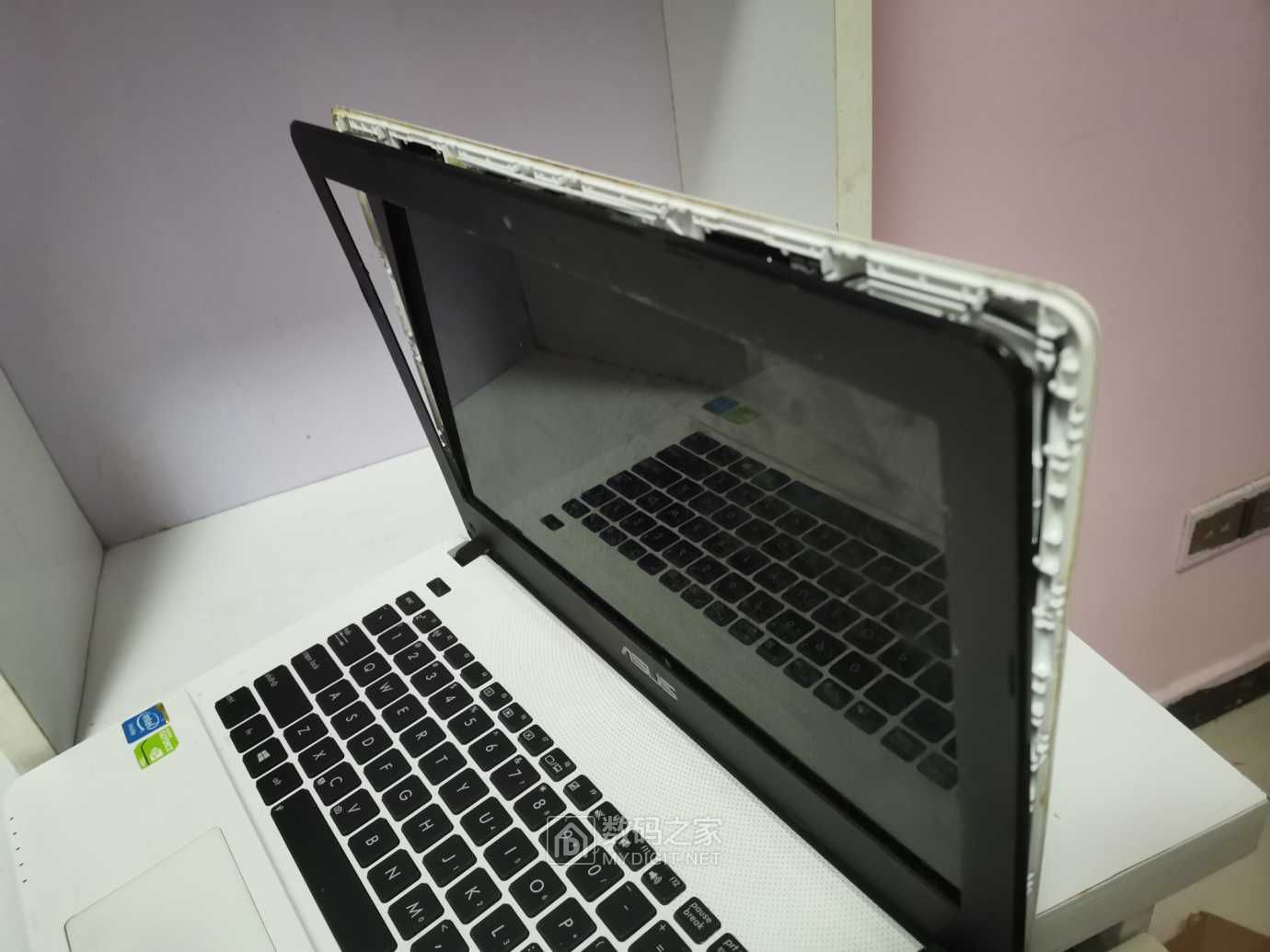 华硕a450c笔记本更换新的显示屏