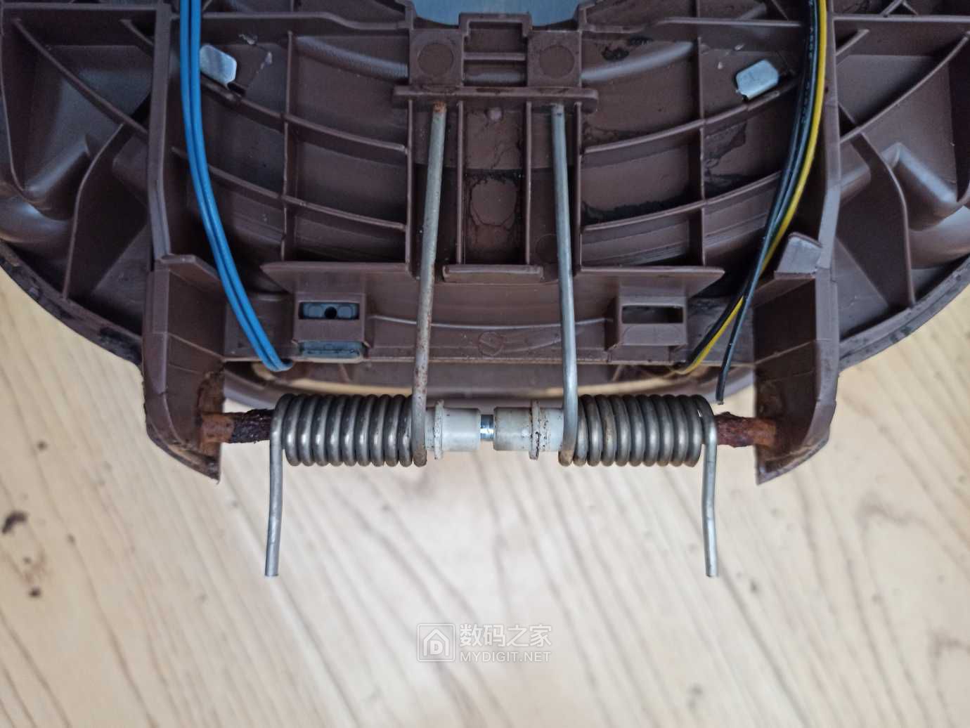 拆修美的mb-wfs4017tm电饭煲显示故障码e- - 拆机乐园 数码之家